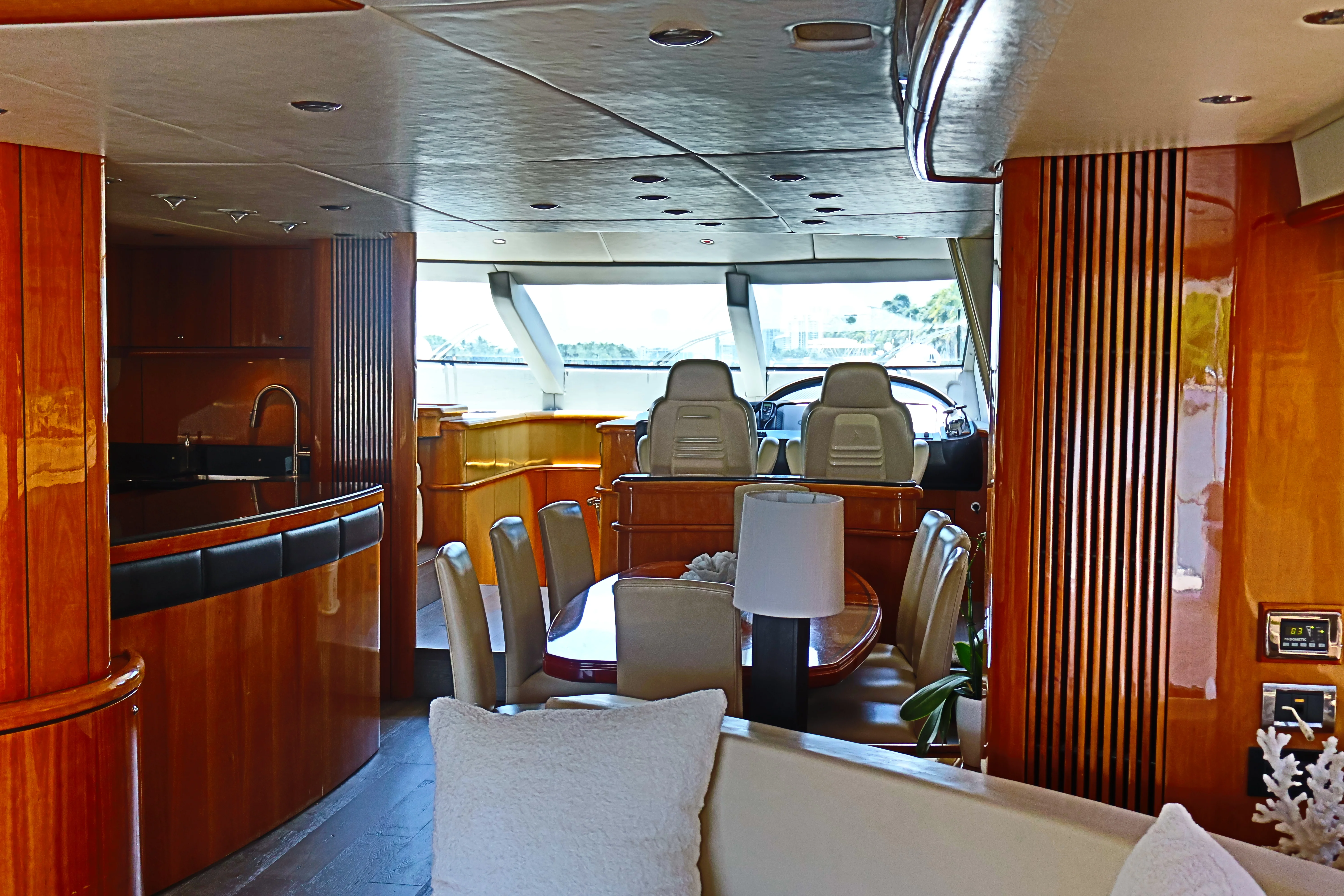 90ft Sunseeker Deep Blue interior details